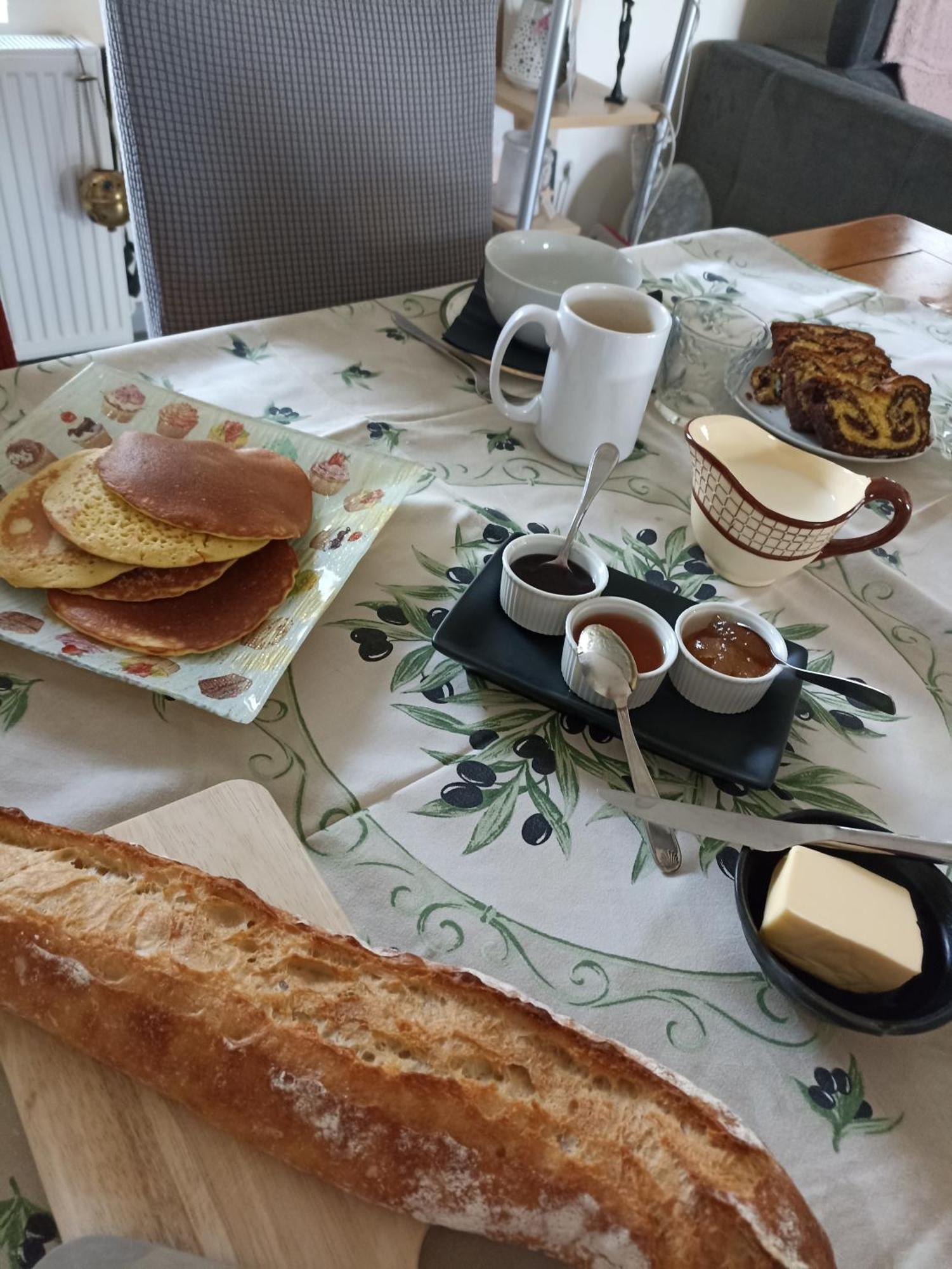 La Bruyere - B & B - Tréban Екстериор снимка